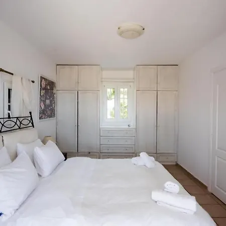 Mykonian Luxury Victoria With Private Pool